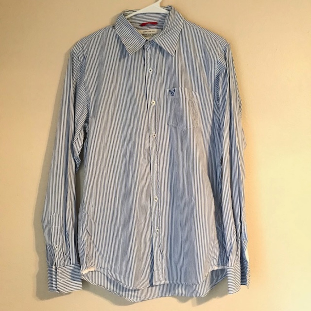 American Eagle Button Up
